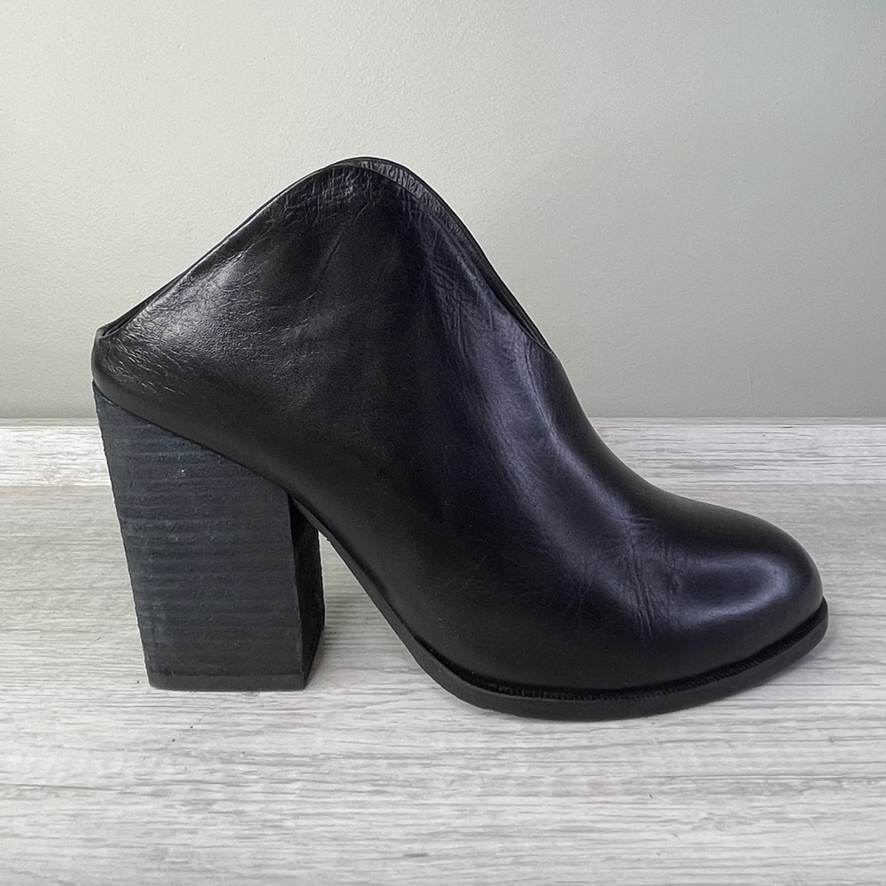 Antelope Black Ankle Boots